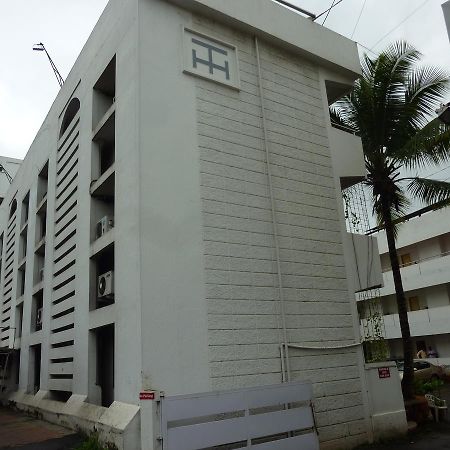 Hotel Tourist, Kolhapur Exterior foto