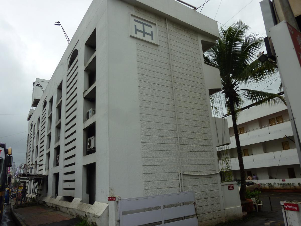 Hotel Tourist, Kolhapur Exterior foto